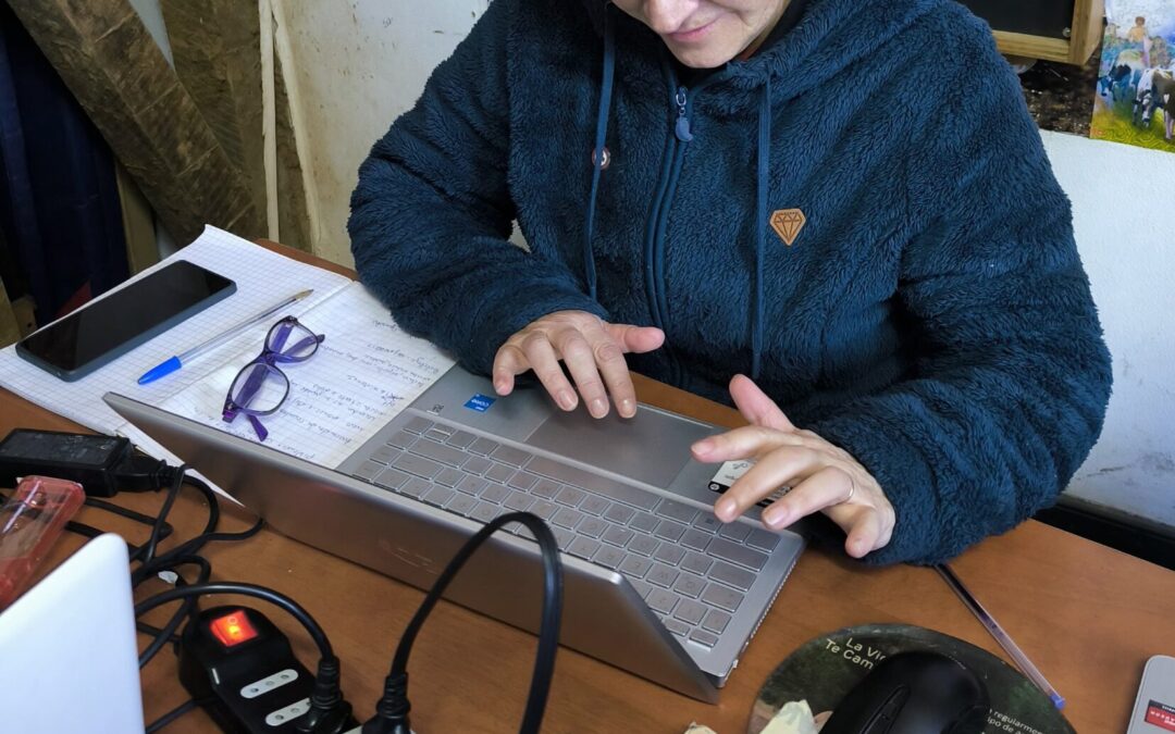 Alfabetización digital para voluntarias de la Cruz Roja